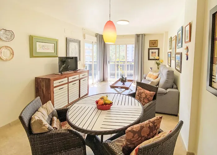 Sidney By Interhome